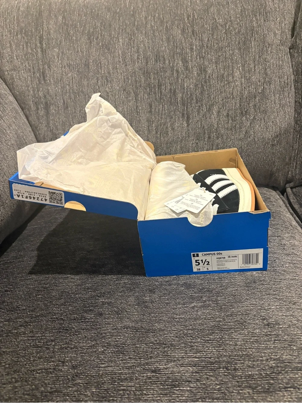 Adidas Campus Men's Black Suede Sneakers - White Laces size 5.5